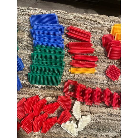 Bristle Blocks Building Assorted LOT 100 Pieces Loose Stem Toys Replacement - Picture 2 of 5